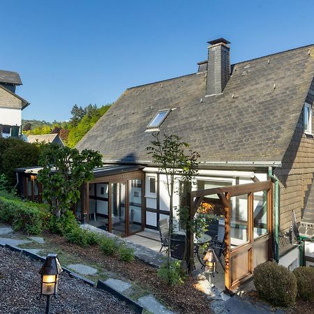 Ferienwohnung Am Huegel Schmallenberg Exterior photo